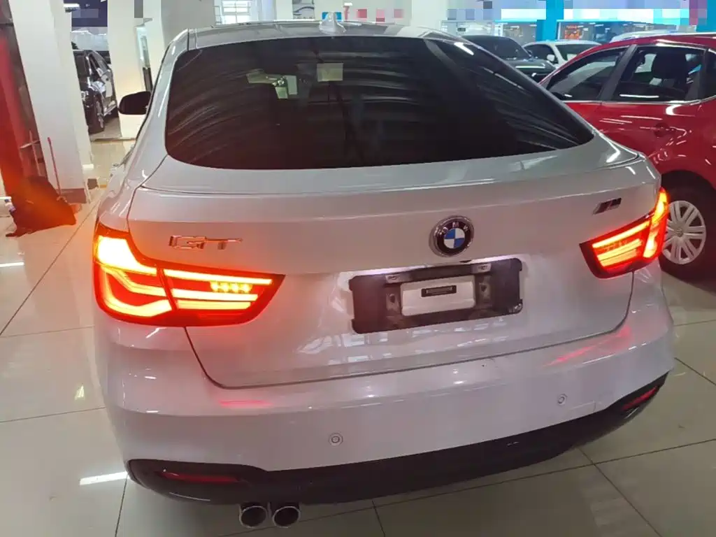 BMW 3 Series GT — миниатюра 6