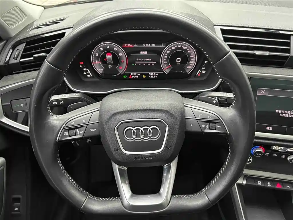 Audi Q3 2022 35 TFSI Fashion