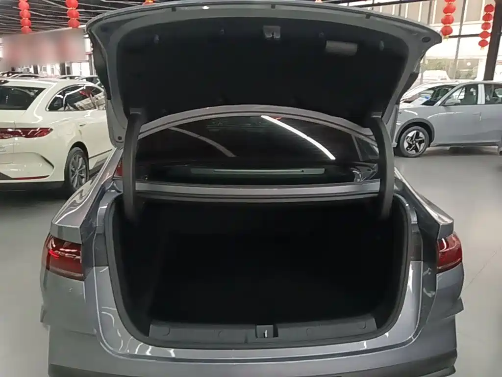 BYD Qin L — миниатюра 19