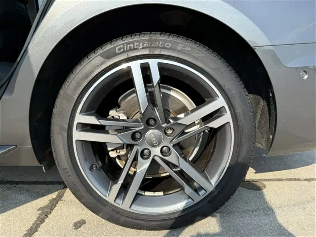Audi A4L — миниатюра 16