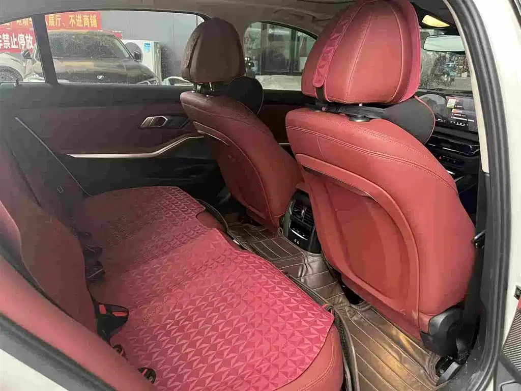BMW 3 Series — миниатюра 3