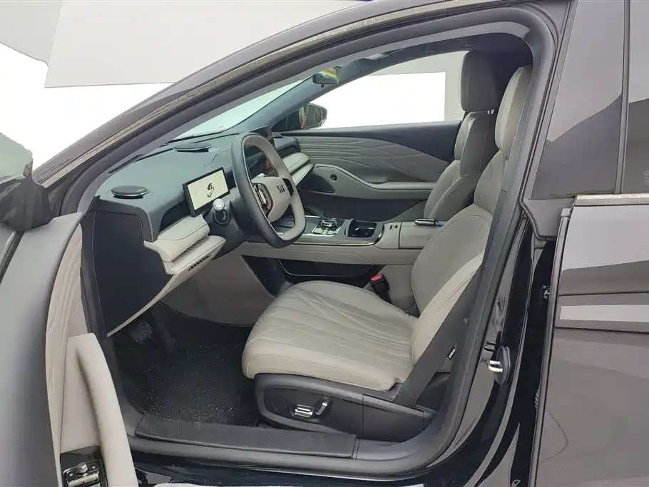 Geely Galaxy Galaxy 8 8 2025 130km EM-i Premium