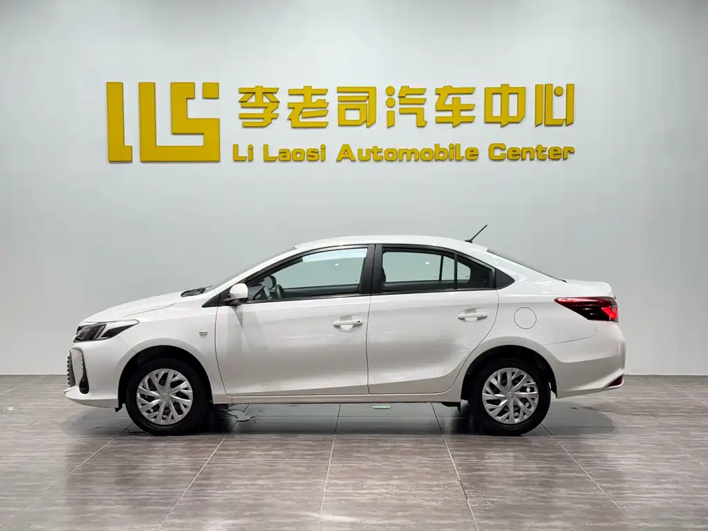 Toyota Vios — миниатюра 4