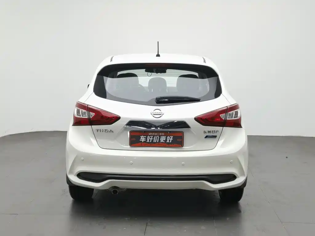 Nissan Tiida — миниатюра 4