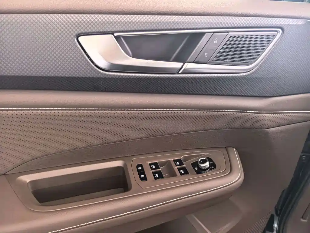 Volkswagen Viloran — миниатюра 7