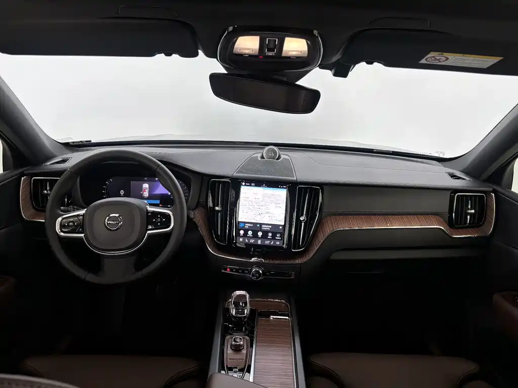 Volvo XC60 — миниатюра 13