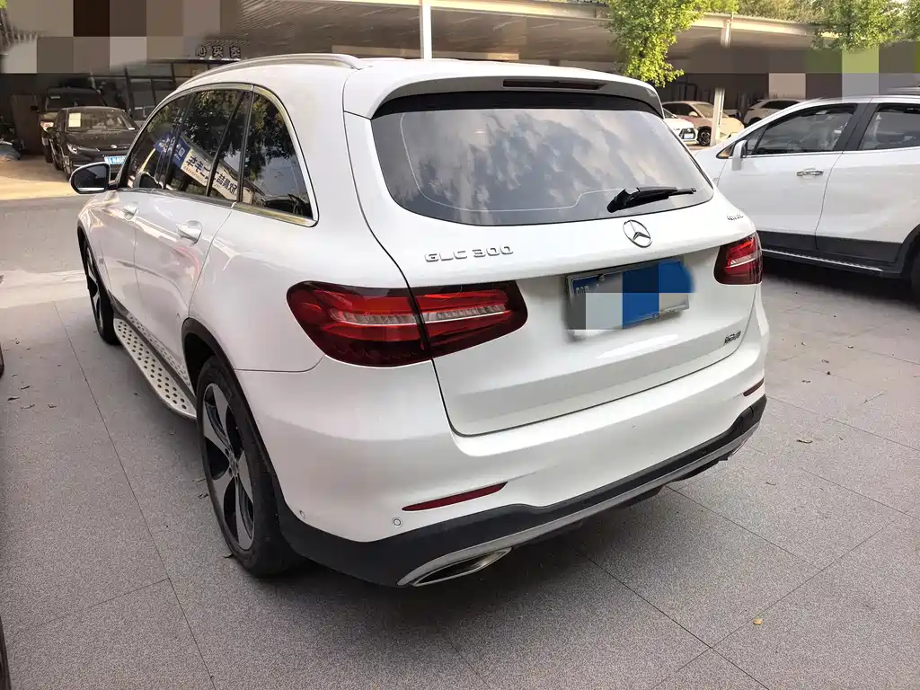 Mercedes-Benz GLC — миниатюра 14