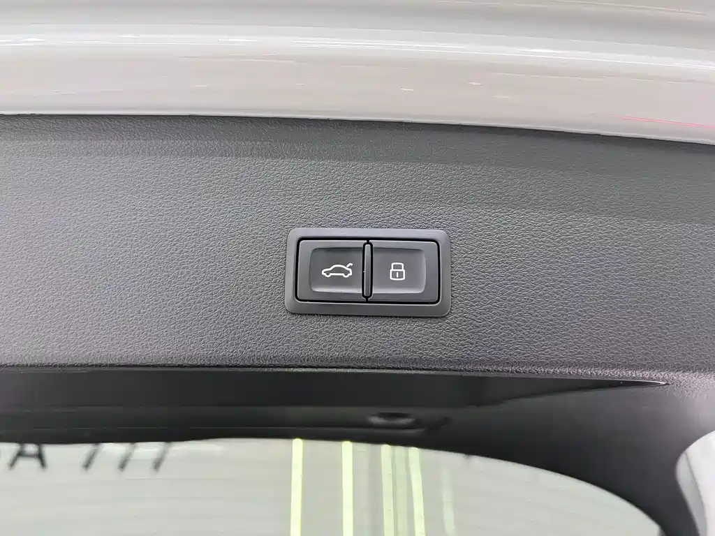 Audi Q2L — миниатюра 18