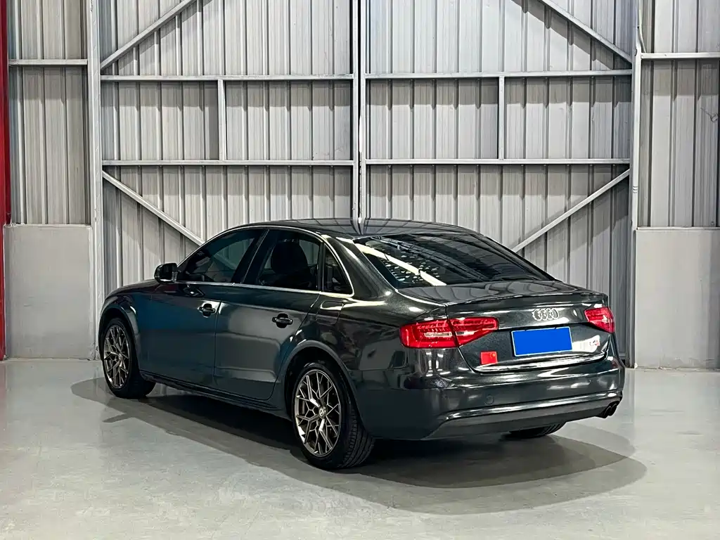 Audi A4L — миниатюра 9