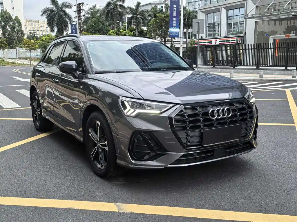 Audi Q3 2021 40 TFSI Fashion