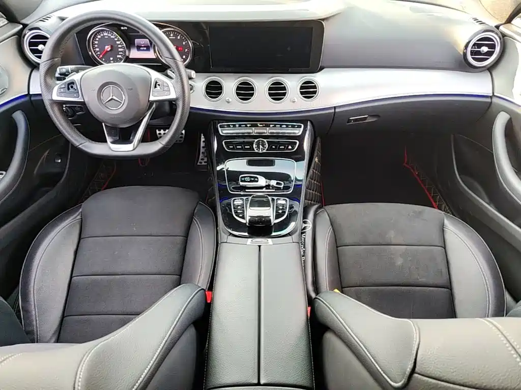 Mercedes-Benz E-Class — миниатюра 14