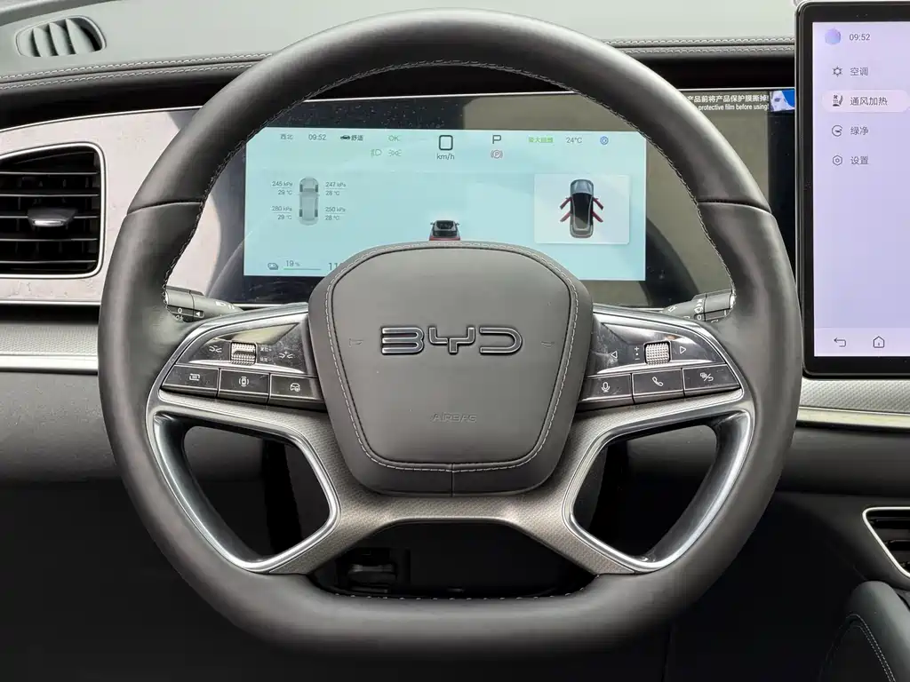 BYD 07 EV 2024 610