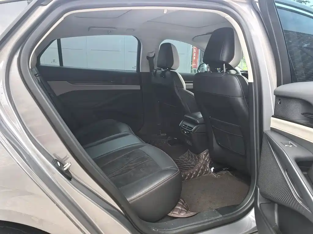 Ford Mondeo — миниатюра 13