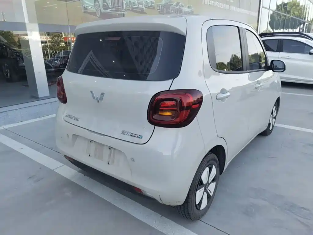 Wuling MINIEV — миниатюра 7