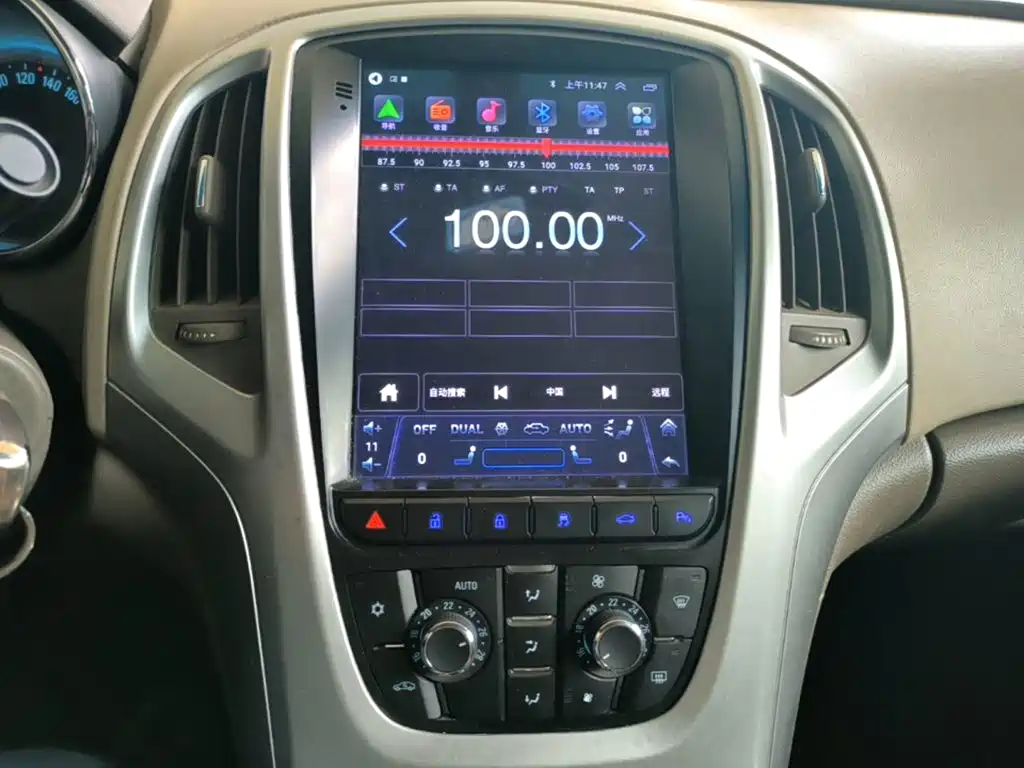 Buick Excelle — миниатюра 13
