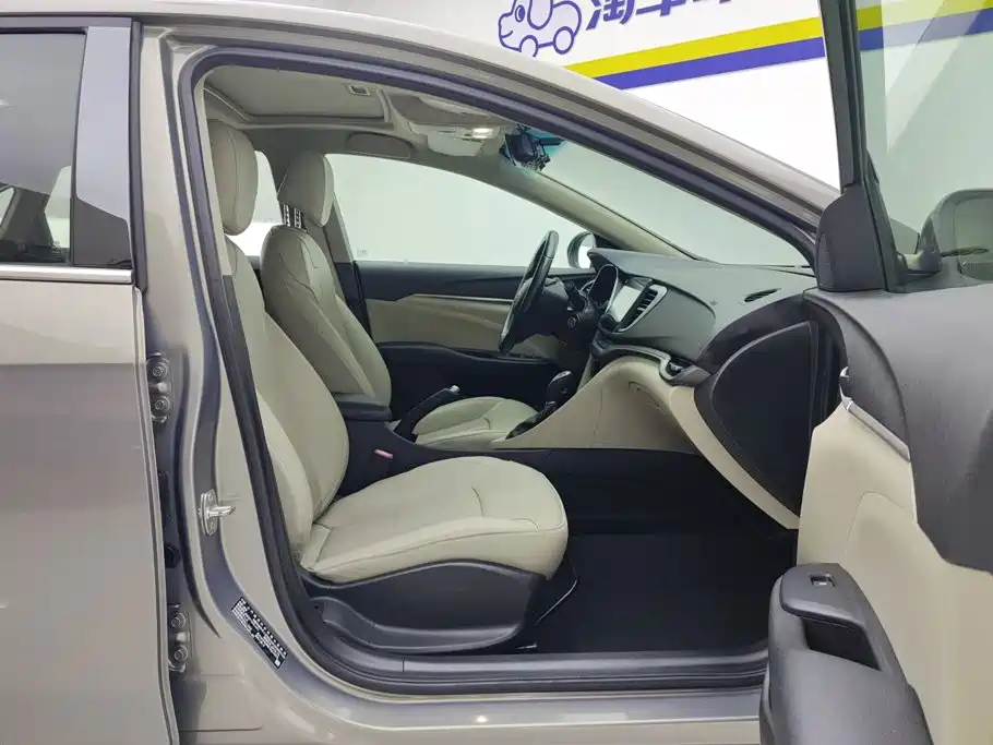 Buick Excelle — миниатюра 8