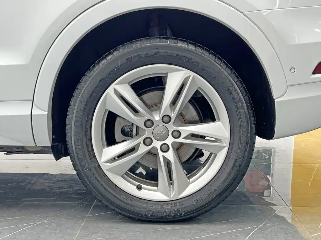 Audi Q3 — миниатюра 13