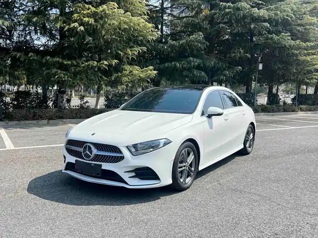 MERCEDES-BENZ A CLASS