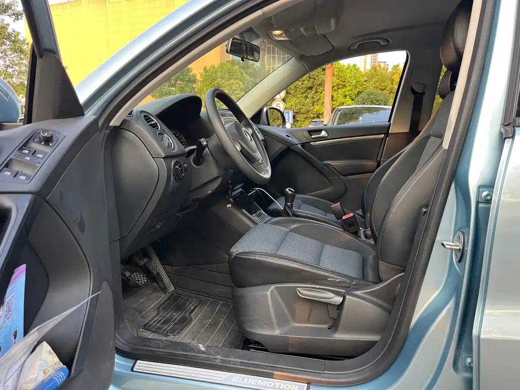 Volkswagen Tiguan — миниатюра 5