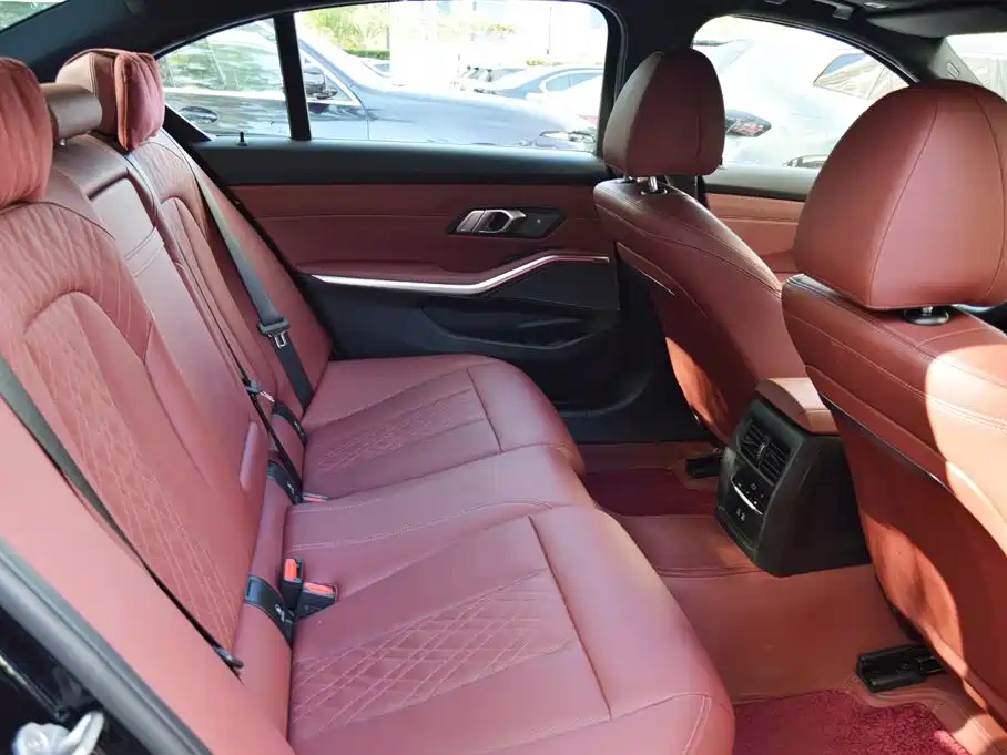 BMW 3 Series — миниатюра 11