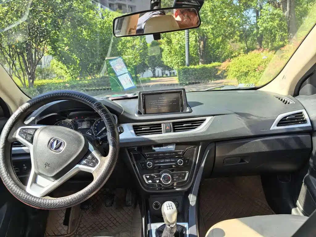 Changan V7 — миниатюра 6