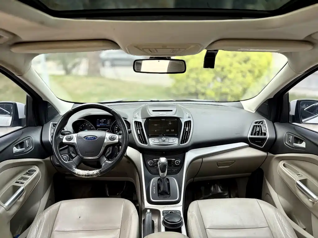 Ford Kuga — миниатюра 6