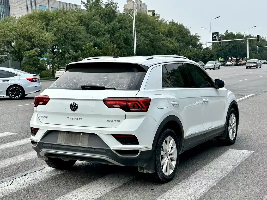 Volkswagen T-Roc — миниатюра 6