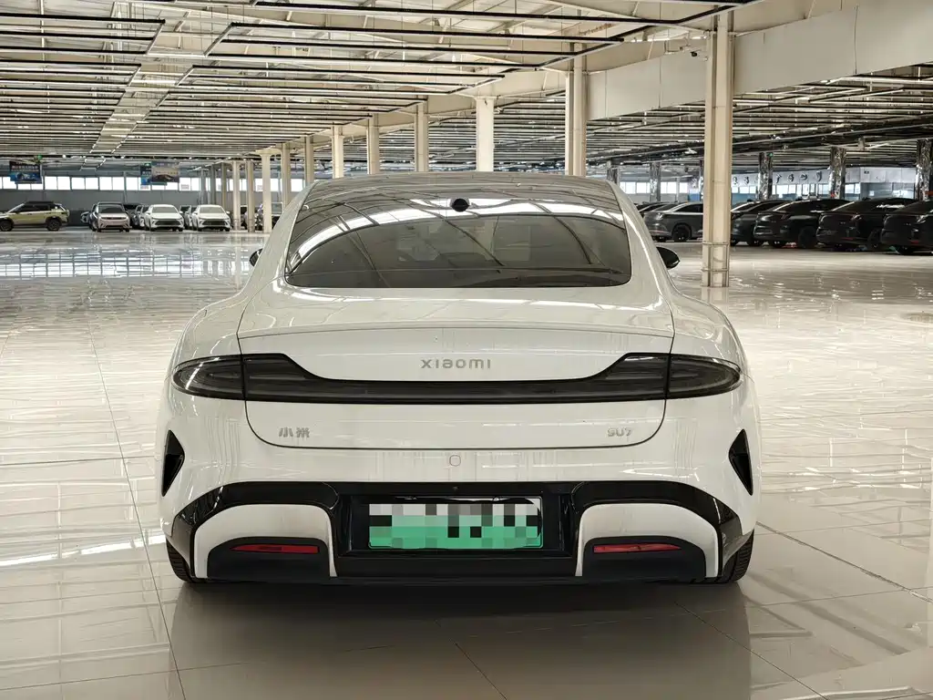 Xiaomi SU7 — миниатюра 5