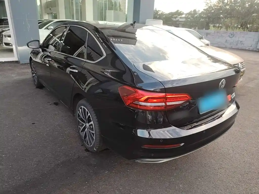 Volkswagen Lavida — миниатюра 5