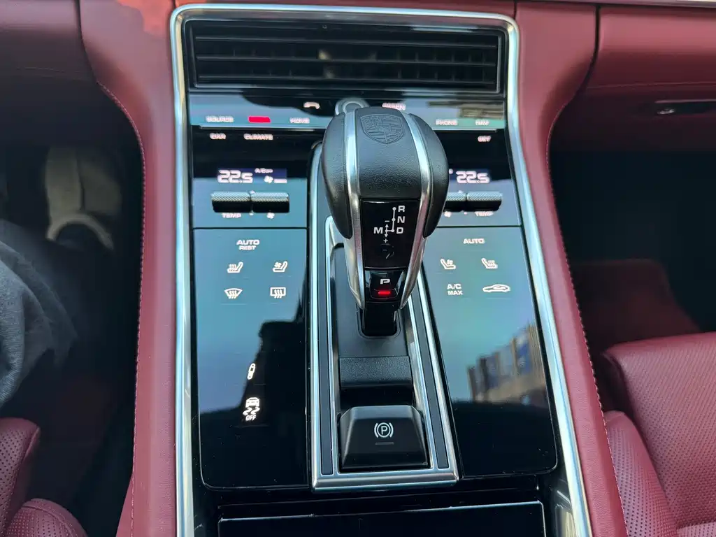 Porsche Panamera — миниатюра 5