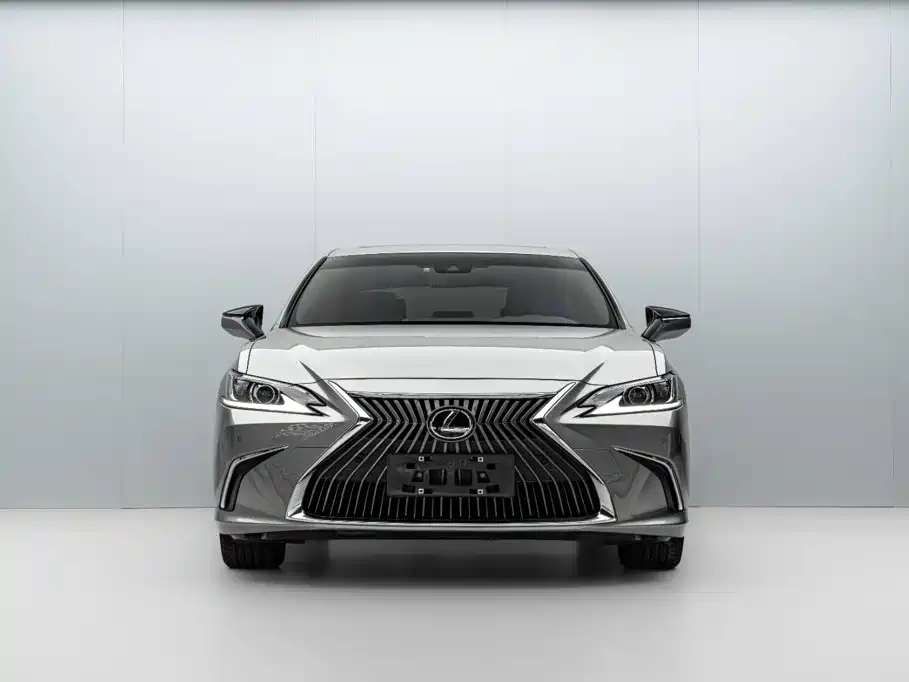 Lexus ES — миниатюра 2