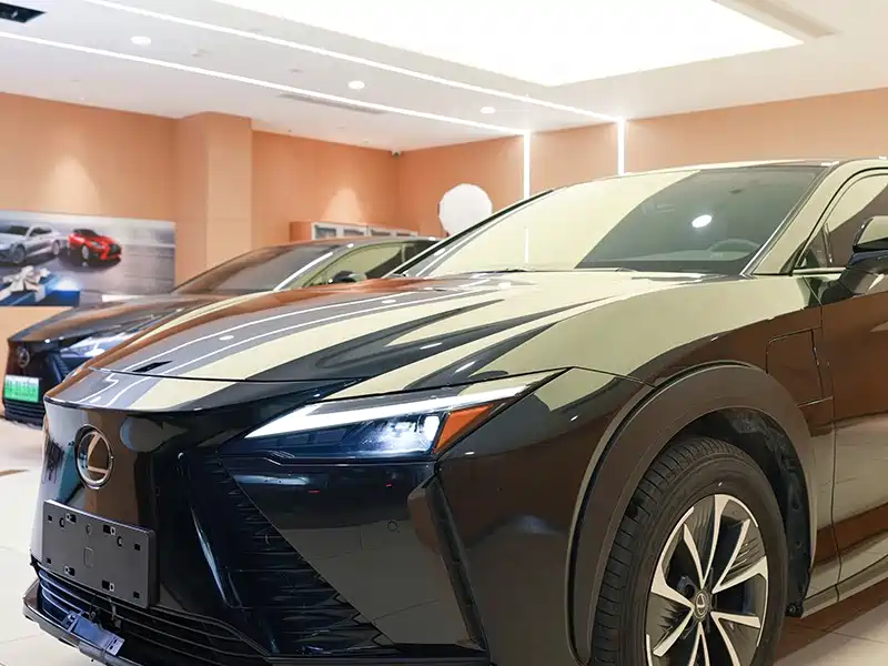 Lexus RZ