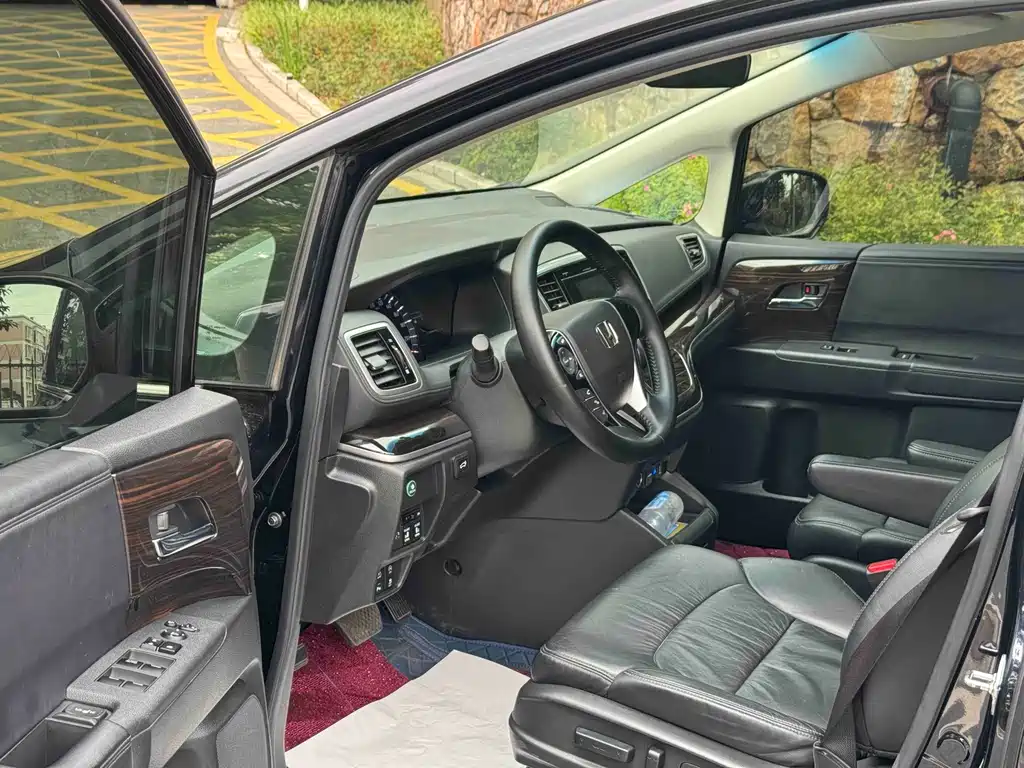 Honda Odyssey 2018 2.4L Luxury