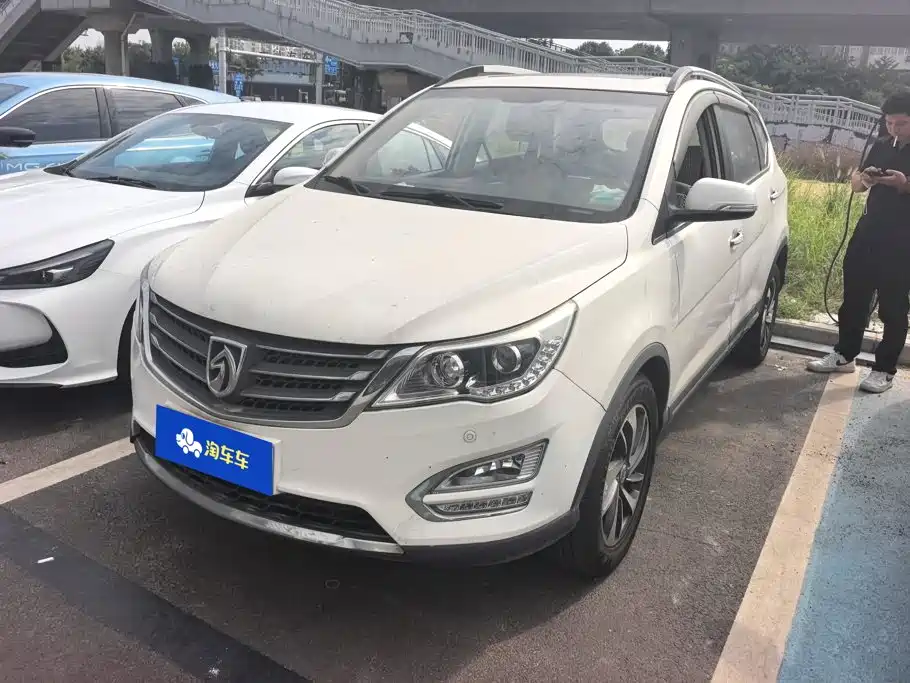 Baojun 560