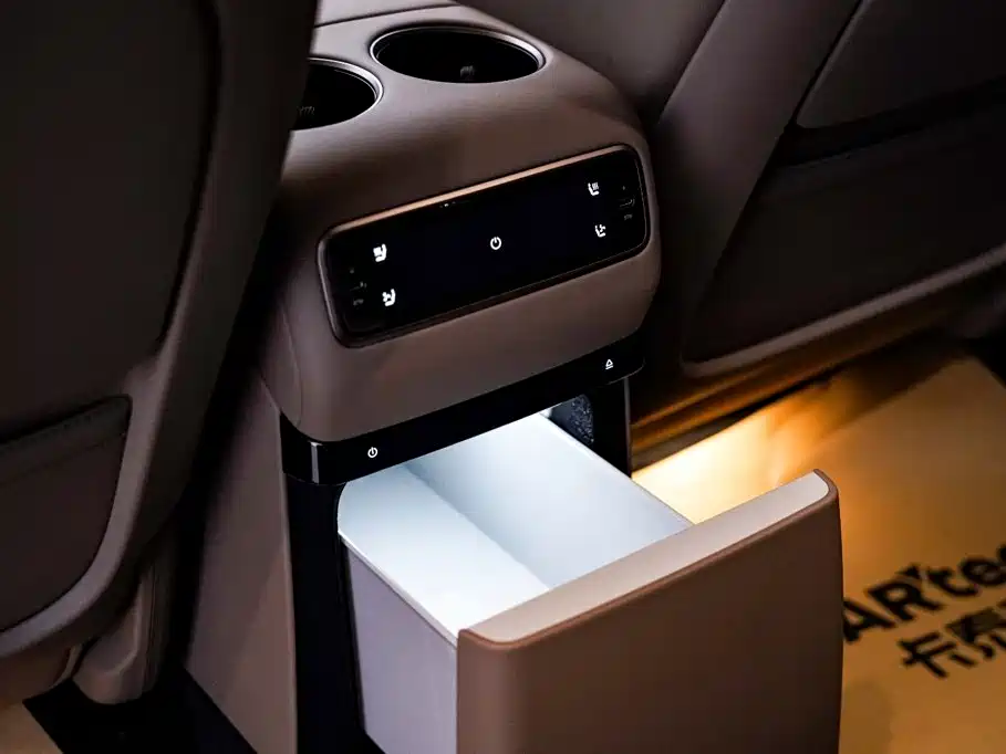 Li Auto Li i8 — миниатюра 22