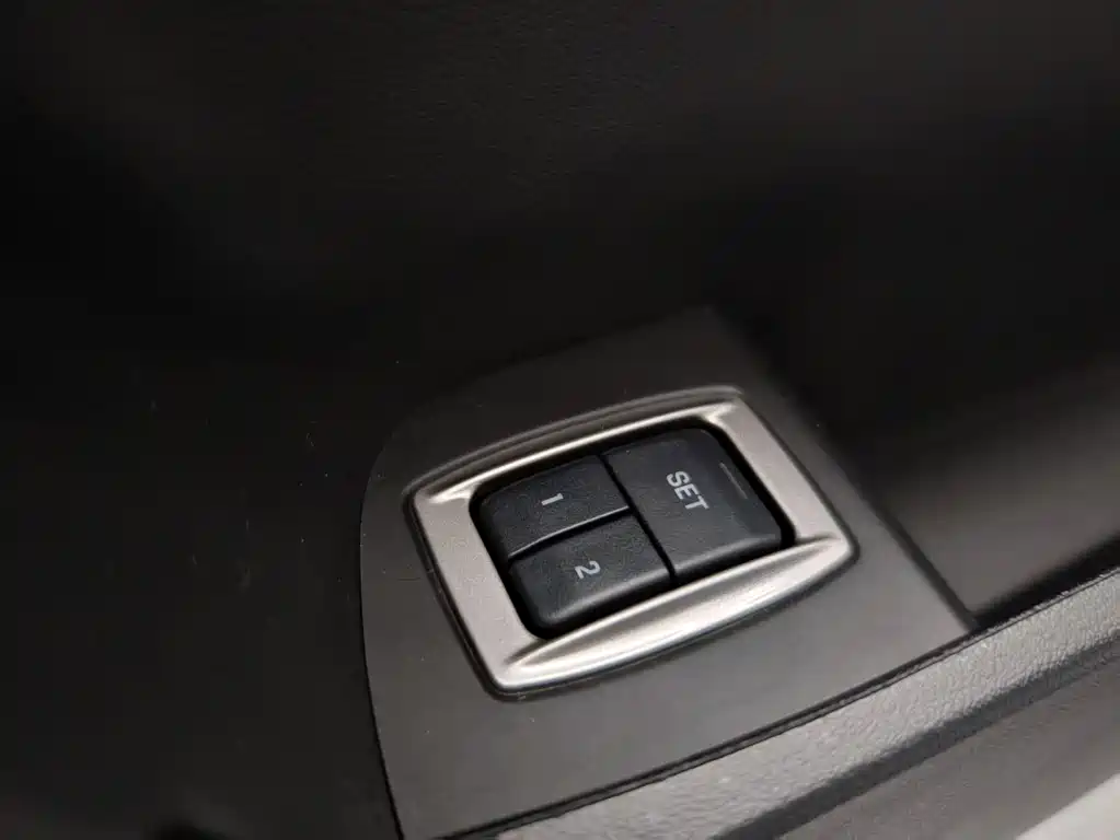 Jaguar XF — миниатюра 20