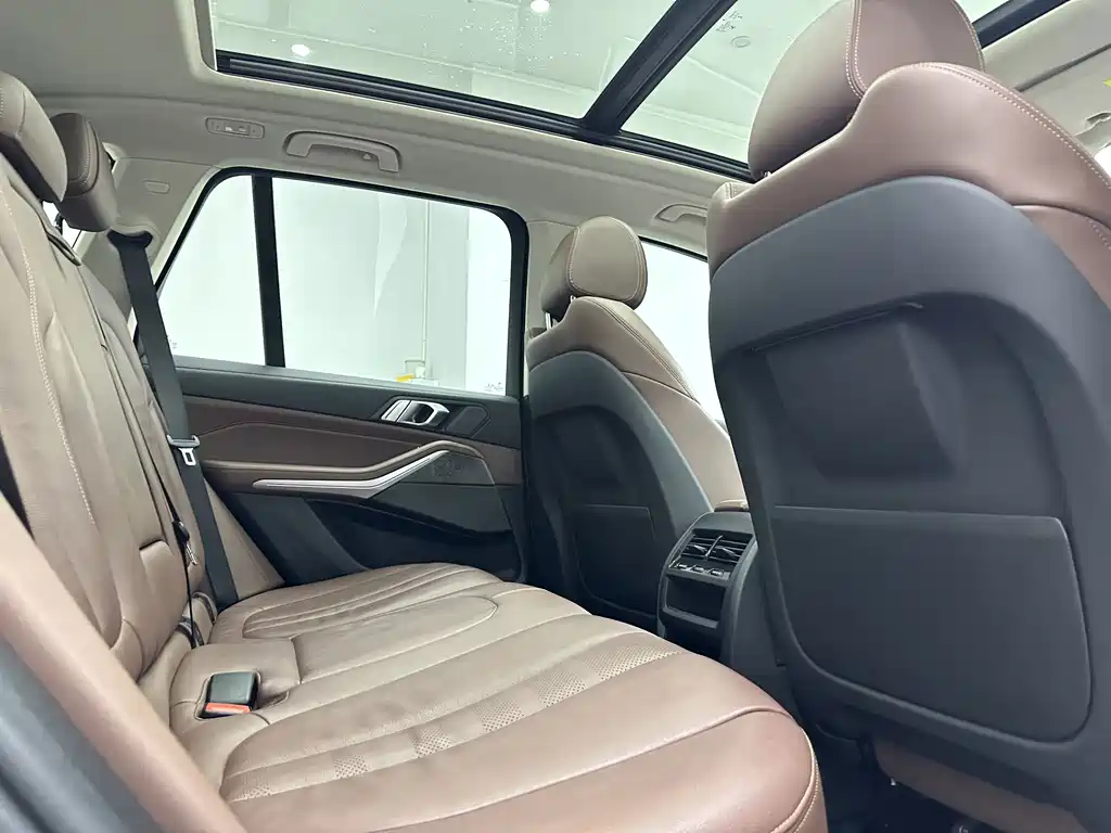 BMW X5 (Import) — миниатюра 15