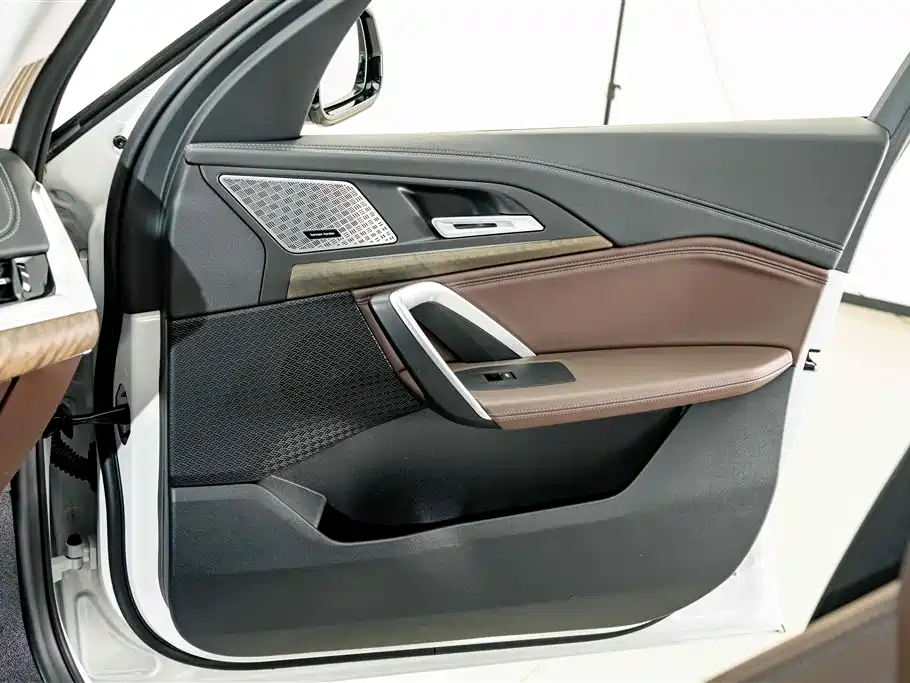 BMW X1 — миниатюра 16