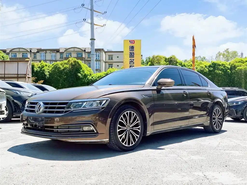 Купить Volkswagen Phideon