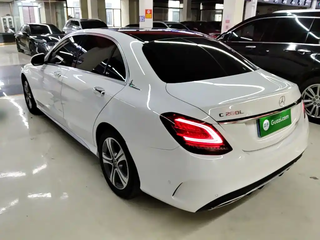 Mercedes-Benz C-Class — миниатюра 5