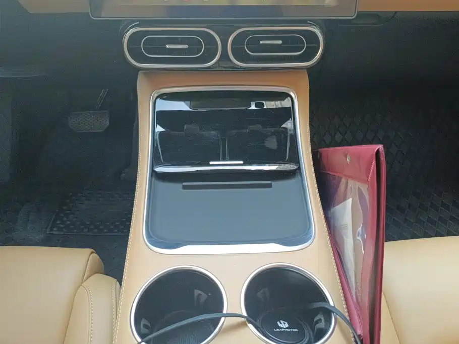 Leapmotor Leapmotor C11 — миниатюра 16
