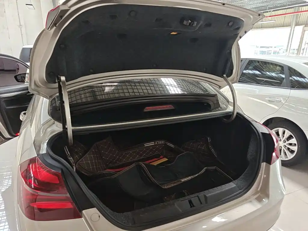 Geely Emgrand — миниатюра 19