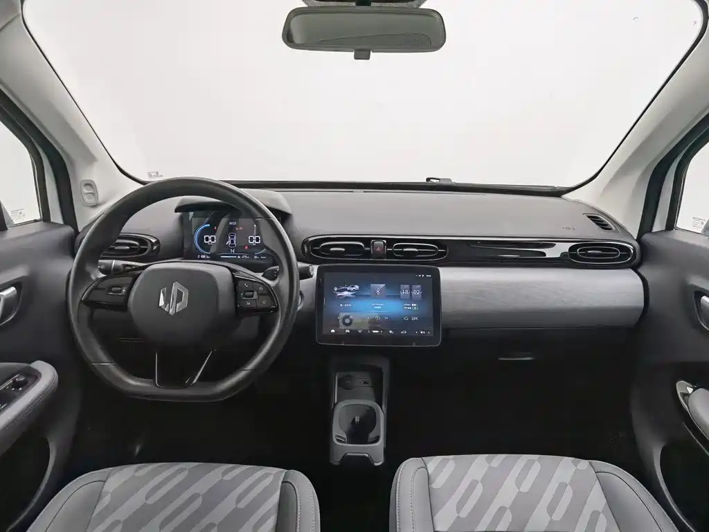 Leapmotor Leapmotor T03 — миниатюра 5