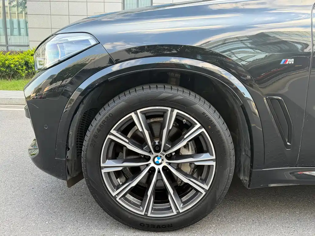 BMW X5 (Import) — миниатюра 2
