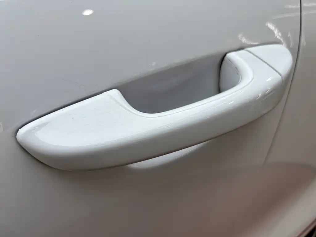 Porsche Cayenne — миниатюра 38