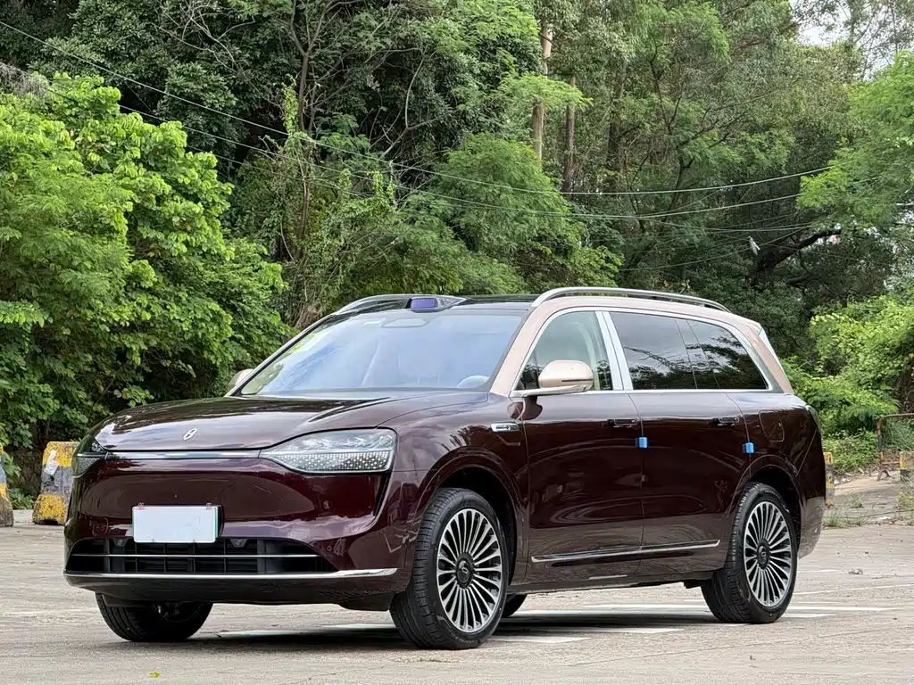 Aito M9 2025 Ultra 52kWh 6 мест (192 ）