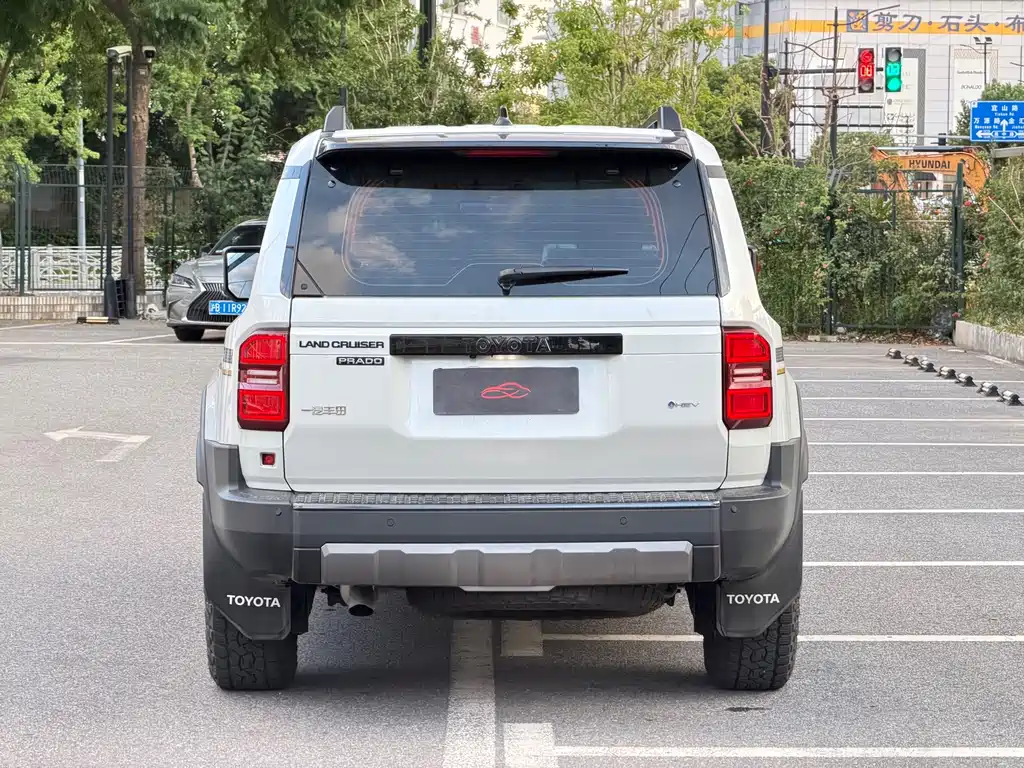 Toyota Prado — миниатюра 5