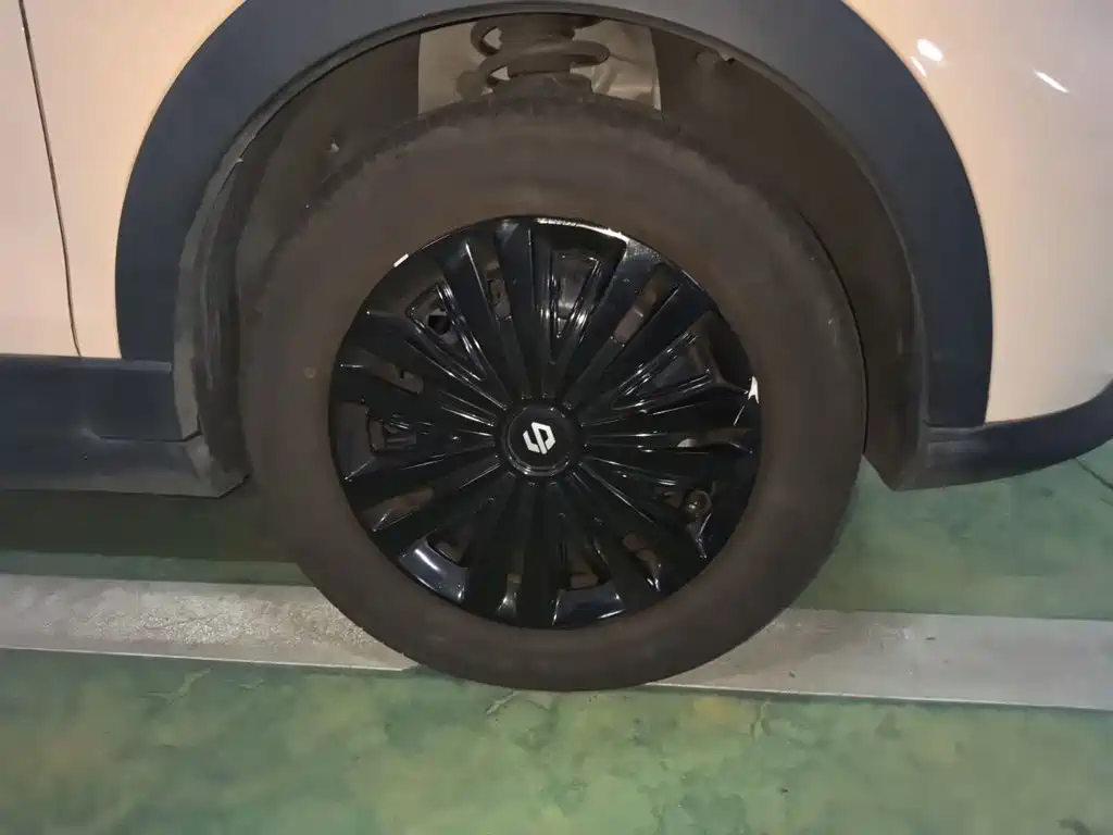 Leapmotor Leapmotor T03 — миниатюра 8