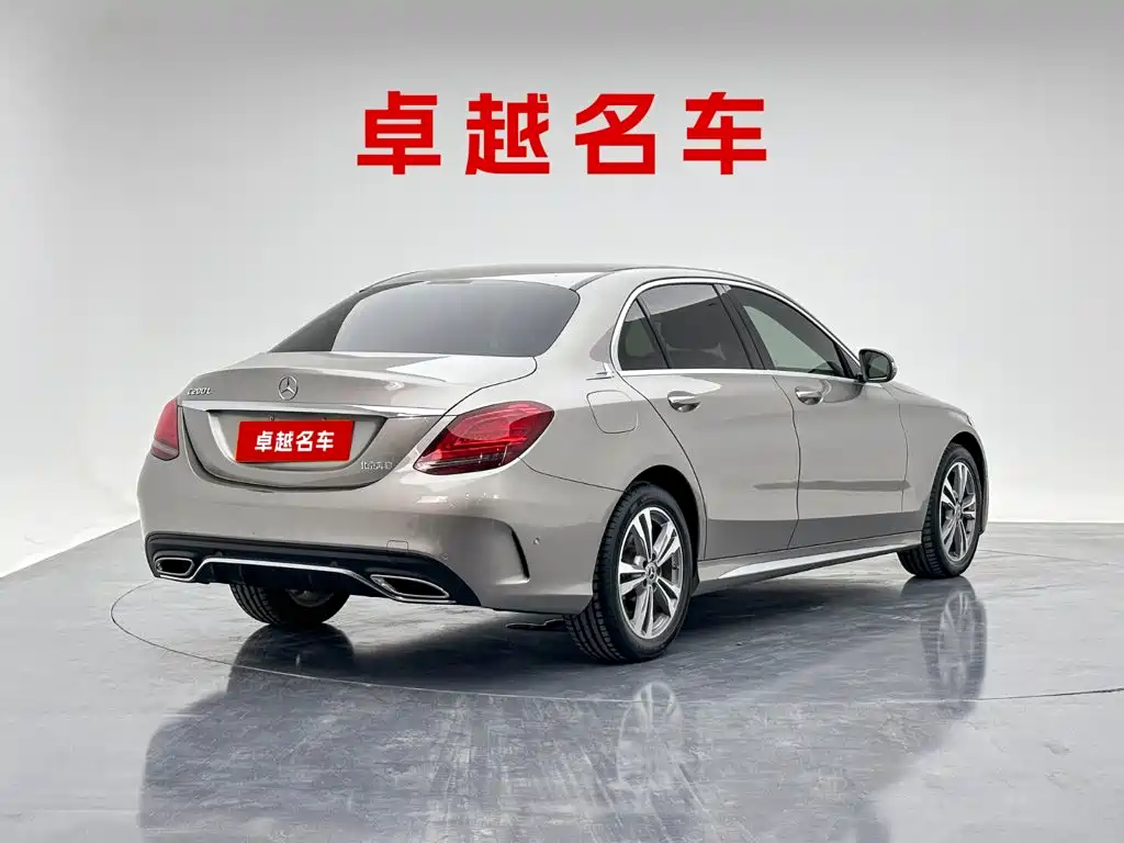 Mercedes-Benz C-Class — миниатюра 6