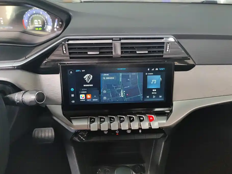 Peugeot 408 — миниатюра 13